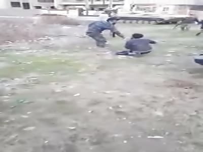 Iraqi Soldiers Execute ISIS Supporters