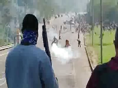 SHOOTING AT SOUTH AFRICAN LOOTERS.