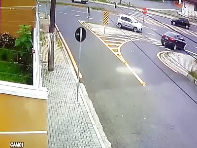 Harley Davidson vs Uno Way Vivace