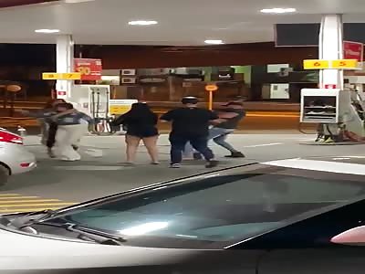 Please call 911 or 190 