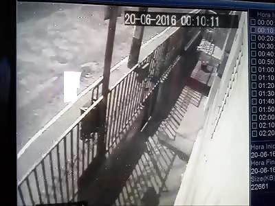 CCTV Captures Motorcyclist Killed Instantly Hitting a Pole at High Speed 