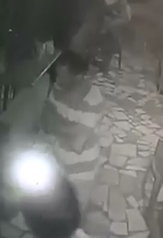 Brutal One Swipe Neck Slit you Only See in the Movies is Caught on Camera 