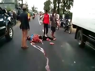 Slowly Bleeding Out...Mother and her Daughter Died where they Lie 