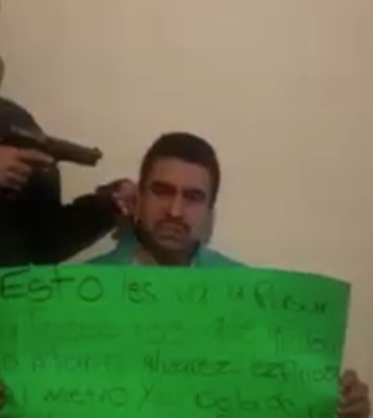 New Narco-Execution , hitman of rival cartel is executed with 2 shots 