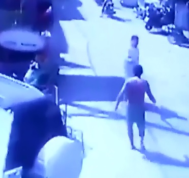 Sad, Sad Video shows Daughter Witness her Fathers Death on CCTV