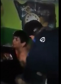 Violent Beating inside an Argentine prison , rapist punished