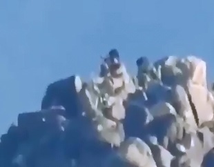 Heat Sinking missile Kills 2 Jihad Snipers 