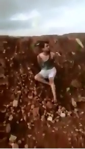 Man Attempts to Escape his Execution but is Gunned Down Quickly 