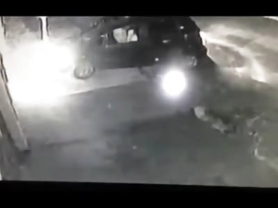 Off Duty Cop Reacts and is Shot Multiple Times