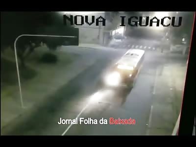 Rider and passenger dies burned after crash with bus 