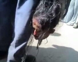 Man Kills his Wife then Decapitates Her and Walks Around Shopping Center