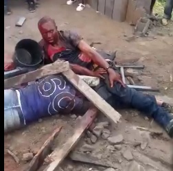 Two Thieves caught and Punished by Crowd as Police Watch