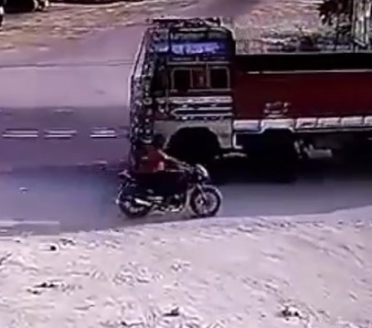 Reckless Cyclist is Fatally Hit by Car 