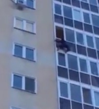 Strong Impact When His Body Hits the Floor (Nice Camera Work)