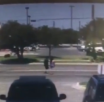 Young Man Commits Suicide Jumping in Front of a Truck 