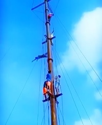 Live Video of Guys Fall to Death