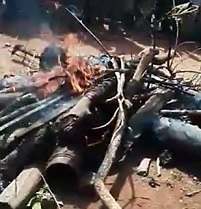 Mob Justice... Man Burned to Death as People Take Selfies