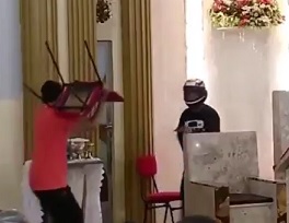 Entire Church Congregation Beat Robber on Fathers Day