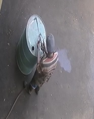 Worker Fails For our Viewing Pleasure 