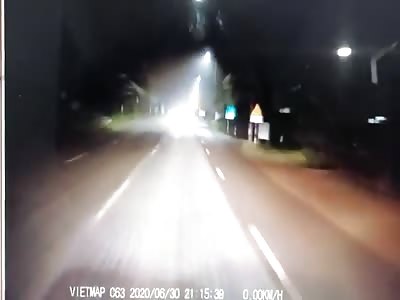 Dashcam Captures Brutal Head on Crash in Thailand.