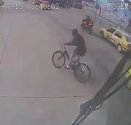 Moron Makes a Wrong Turn In-front of Bus