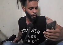 Police Disguised as a Priest Shoot Hostage Taker in the Head.