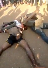 4 Robbers Lynched  and burned at Okeho Bank Robbery