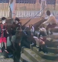 Dude Creeps Up Behind Victim Stabs him Multiple Times.