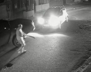 Road Raging Machete Man Receives Instant Justice. 