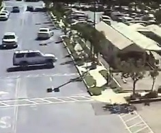 Crazy Fuck Drives Right into Restaurant (Kills Woman)