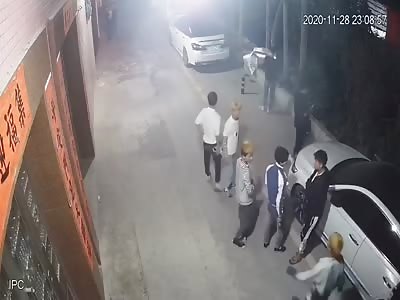 Dude Beaten To Near Death By Yellow Hair Gang...