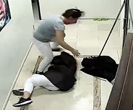 Crazy Bitch Gives Out Severe Ass Whoopin