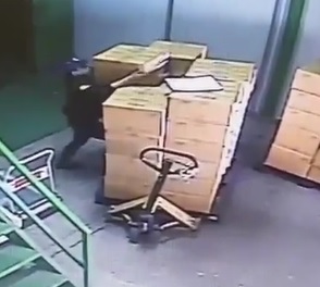 Work Accident... Head Crushing Mistake.