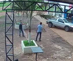 Heated Argument Doesn't End Well for Dude.