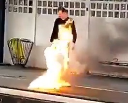 Dude Creates His Own Daytime BBQ
