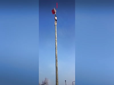 Man Fell from an Ice Column!