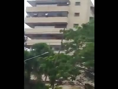 They BEGAN THE SUICIDES BY LACK OF FOOD AND MEDICINES IN VENEZUELAN