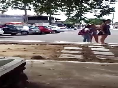 Teenager gets stabbed