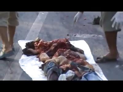 Collect pieces of human body scattered on the road