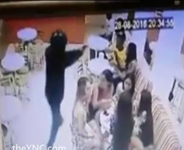 Trafficker Killed by Several Shots Inside a Restaurant