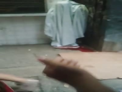  Poor man dies standing in rocinha favela