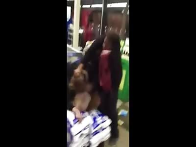 Crazy grocery fight