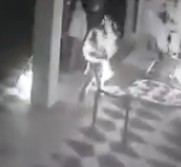 Homeless Man Sets His Wife on Fire and Ends Burned Too (Woman Died). 