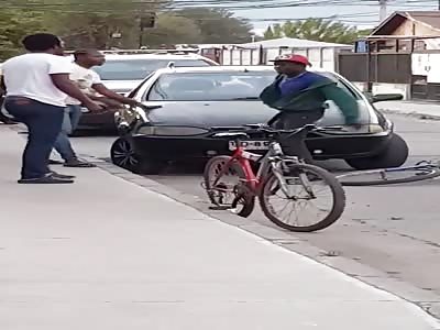 Fight with knives in chile.
