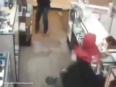 SAMURAI SWORD-WIELDING ATTACKS STORE EMPLOYEE