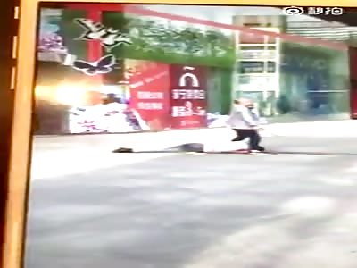 KNIFE-WIELDING MAN LAUNCHES KILLING SPREE