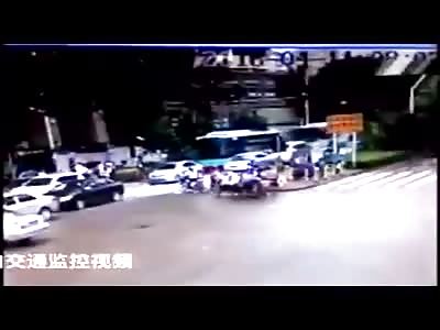 CLEANING THE STREETS: 1 DEAD 8 INJURED IN AN ACCIDENT