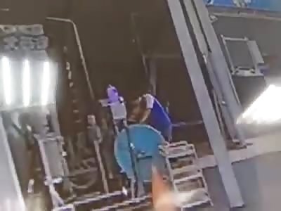 WORK ACCIDENT: MAN'S ARM ALMOST PLUCKED BY MACHINE