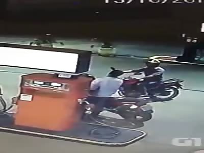 CAIN AND ABEL: MAN KILLS BROTHER IN A GAS STATION