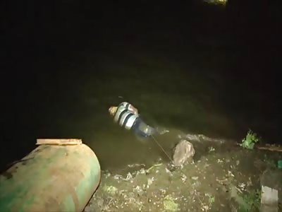 BODY FOUND FLOATING (THE MAN WAS ALIVE WHEN HE WAS THROWN INTO RIVER)